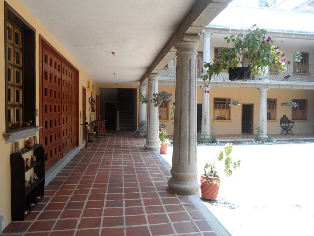 Hotel Gran Plaza Euromaya Антигуа-Гватемала Экстерьер фото